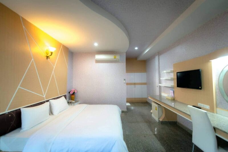 Martina Hotel , Surin, Thailand ( โรงแรมมาติน่า สุรินทร์)