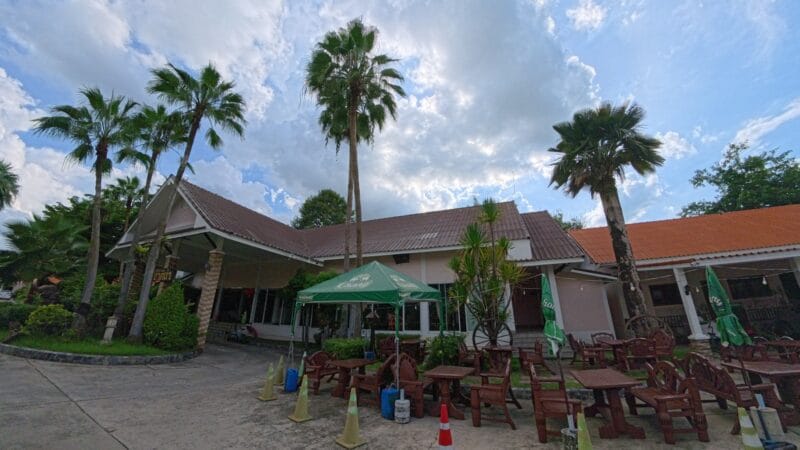 Martina Hotel Restaurant ห้องอาหารโรงแรมมาติน่า