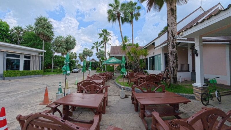 Martina Hotel Restaurant ห้องอาหารโรงแรมมาติน่า